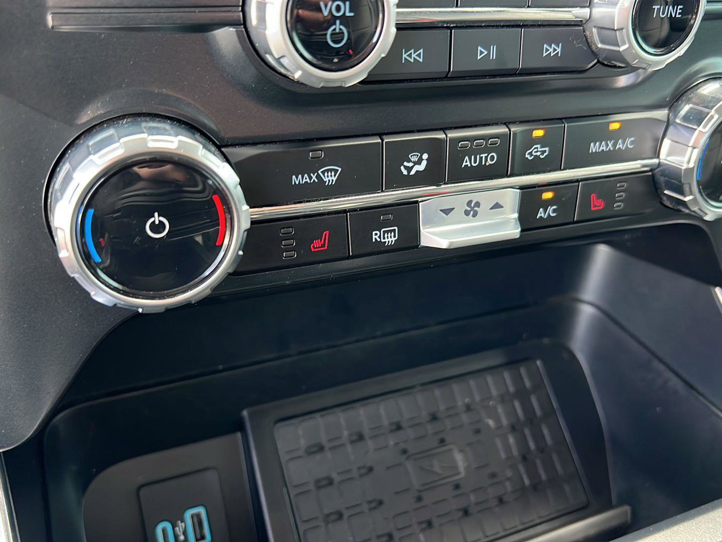 Certified 2024 Ford F150 XLT w/ Equipment Group 302A MID image 29