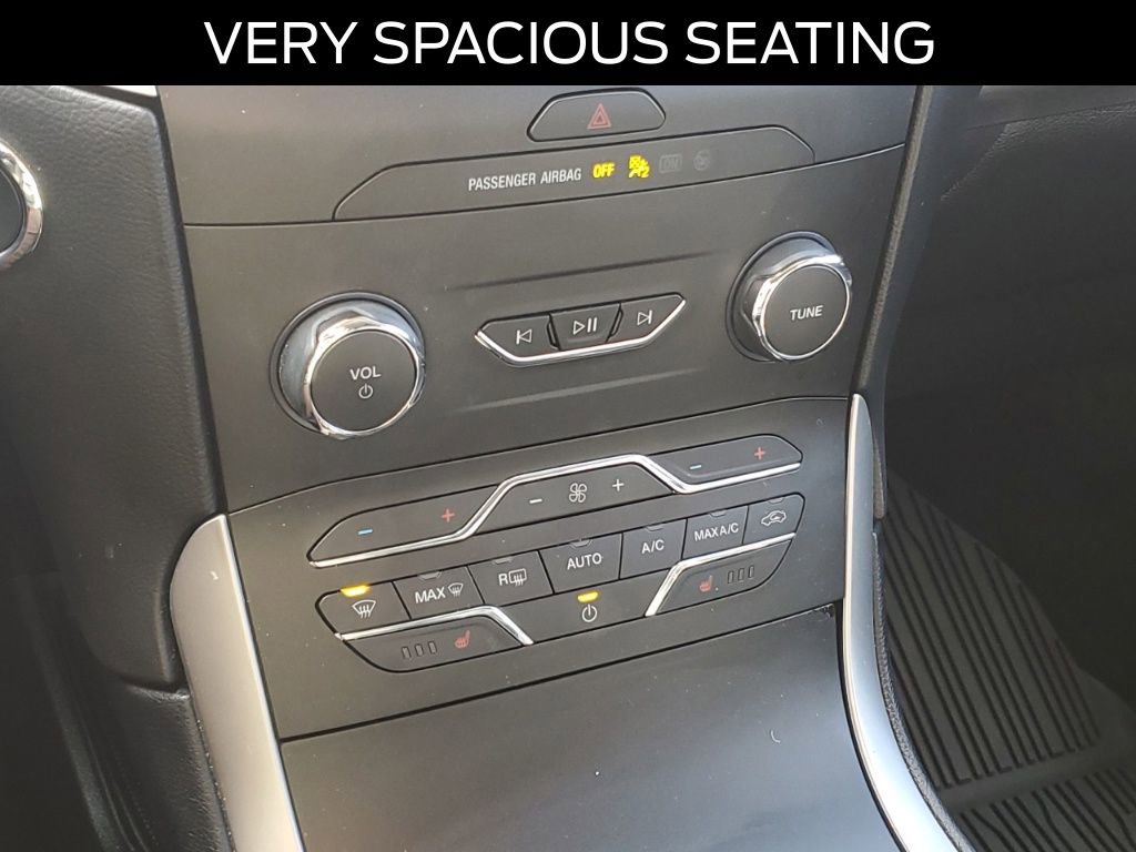 Certified 2019 Ford Edge SEL w/ Equipment Group 201A image 25