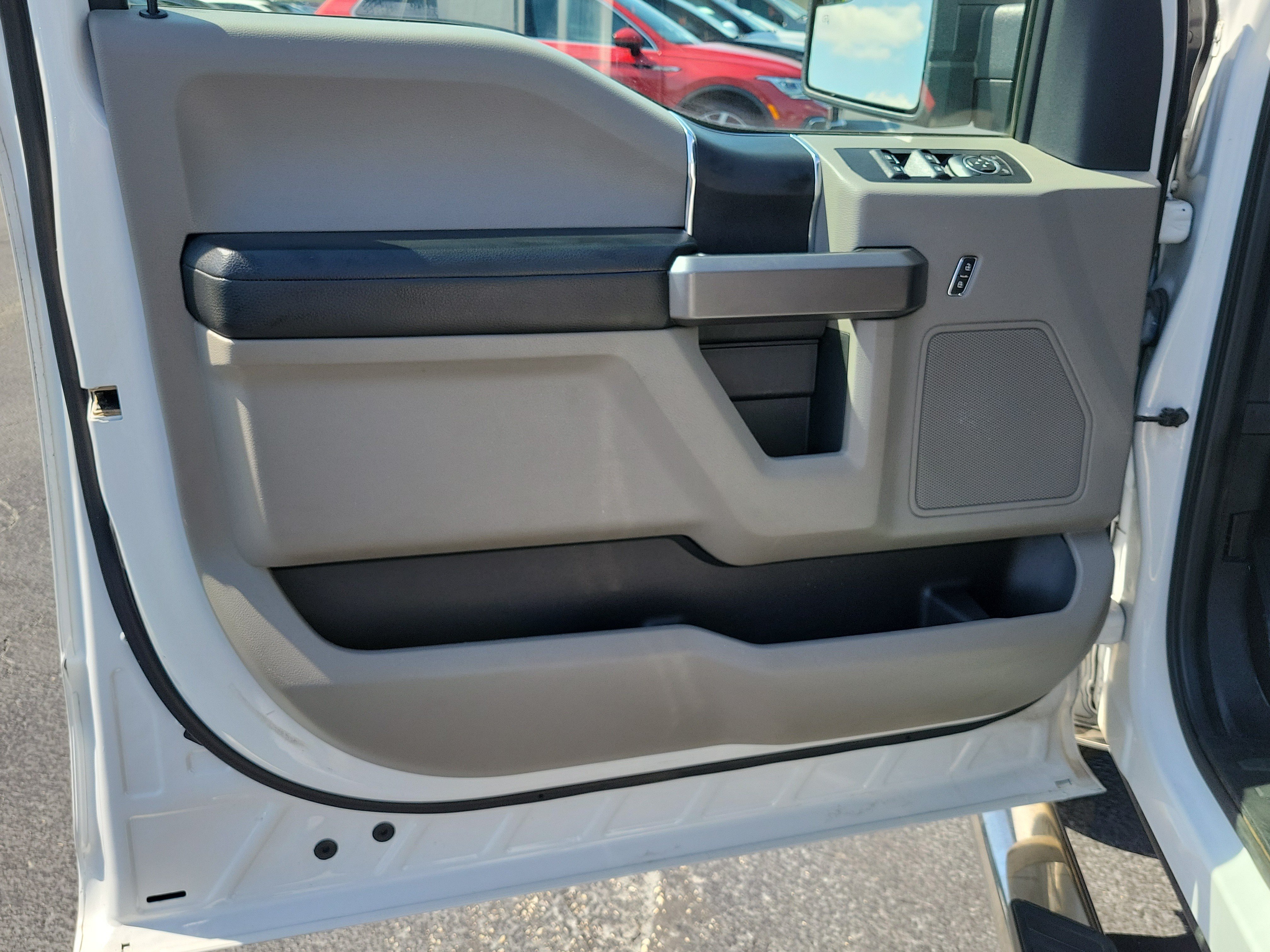 Certified 2019 Ford F150 XLT w/ Equipment Group 301A Mid RWD image 18