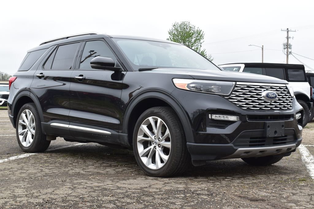 Certified 2023 Ford Explorer Platinum w/ Technology Package image 5