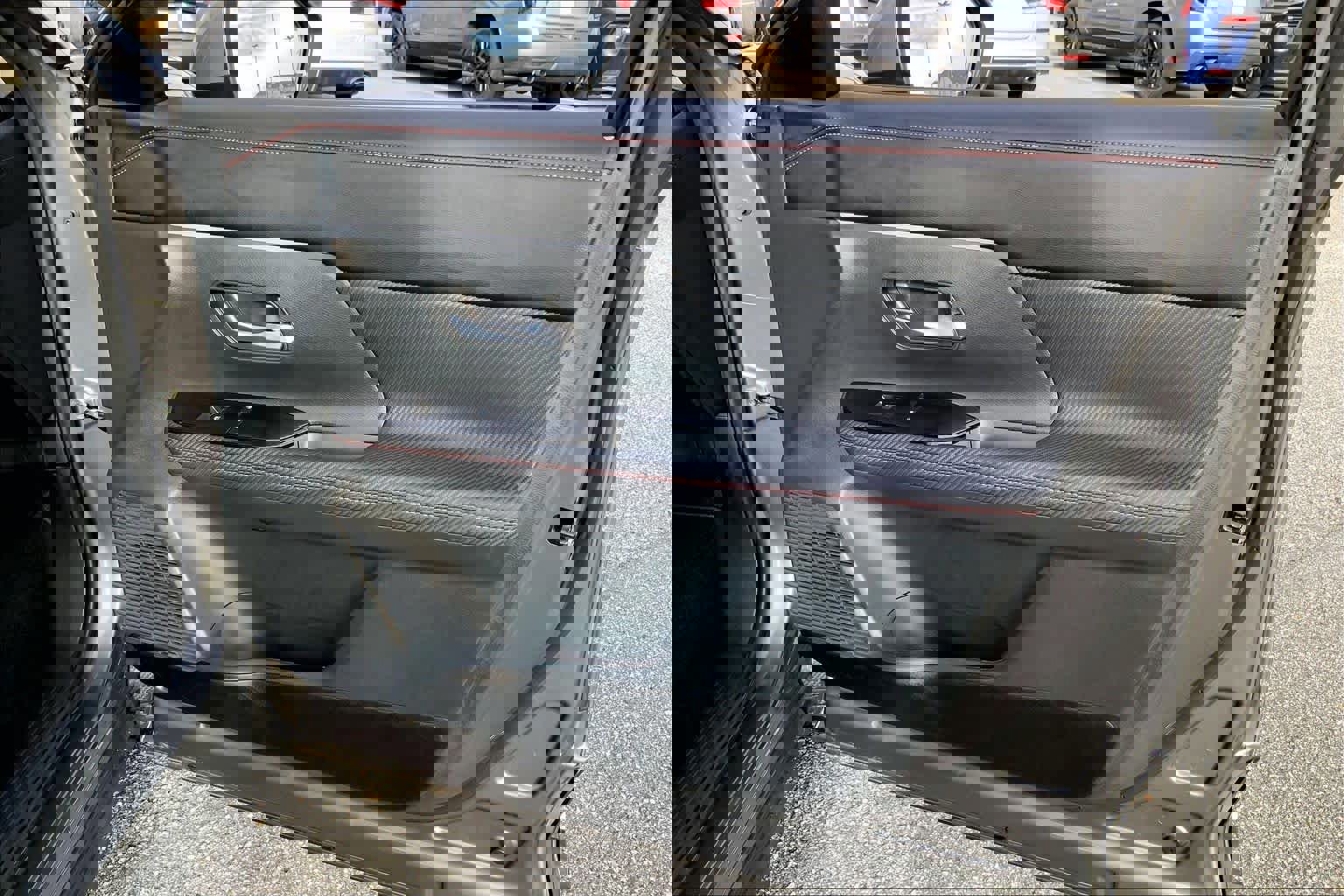 Used 2025 Nissan Kicks SR w/ Interior Electronics Package image 22