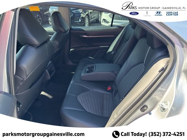 Used 2024 Toyota Camry SE image 12