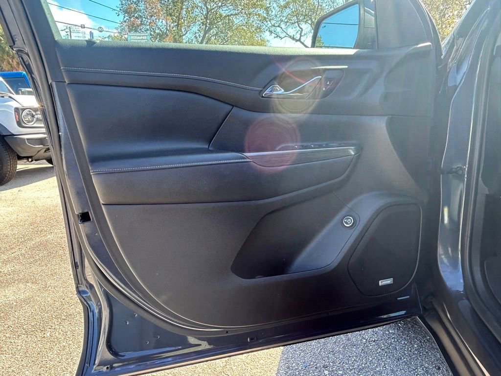 Used 2019 GMC Acadia SLT image 39