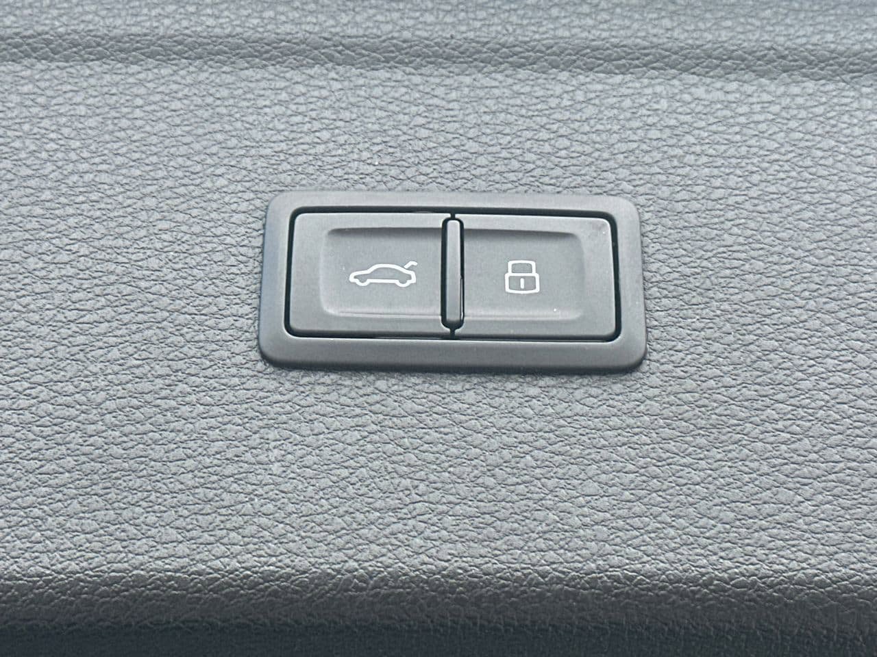 Used 2024 Audi Q5 2.0T Premium Plus AWD/4WD image 19