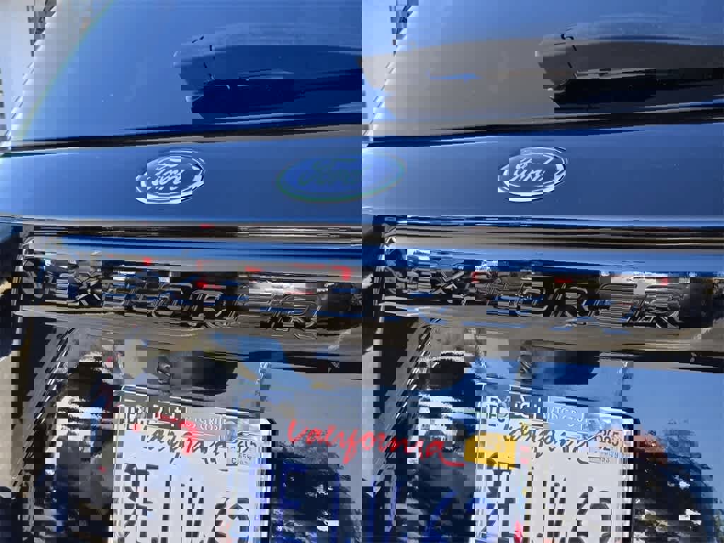 Certified 2022 Ford Explorer ST-Line w/ Class IV Trailer Tow Package image 5