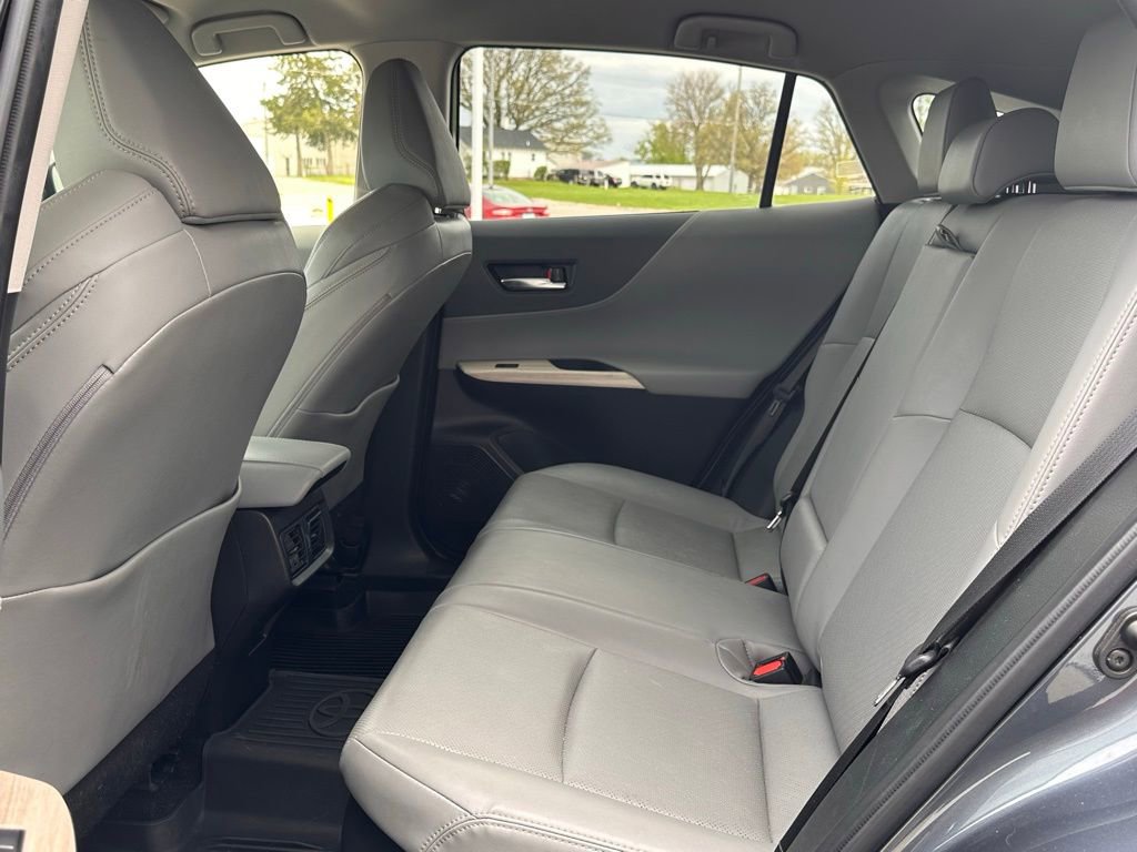 Used 2021 Toyota Venza Limited w/ Advanced Technology Package AWD/4WD image 14