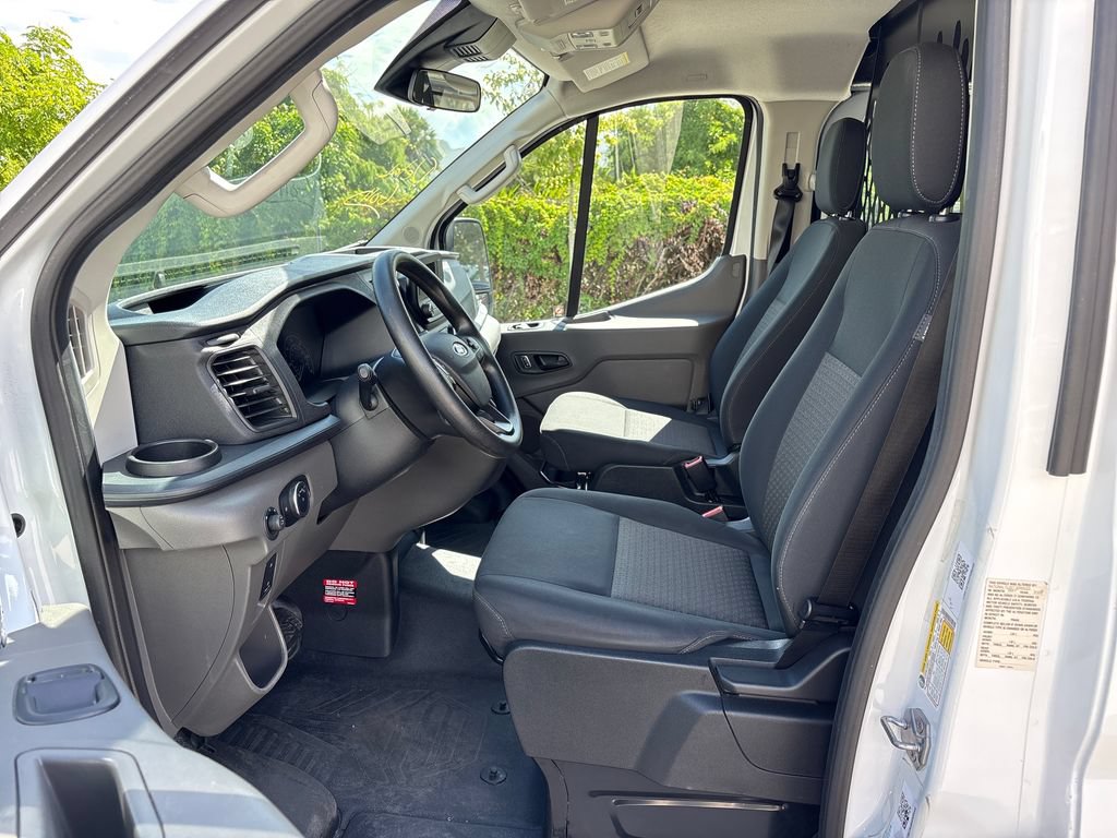 Certified 2025 Ford Transit 250 Low Roof w/ Exterior Upgrade Package RWD image 28