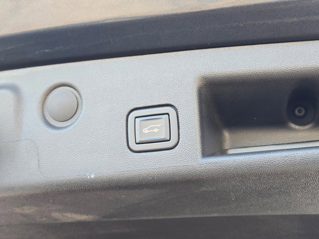 Used 2022 Chevrolet Equinox LT image 13