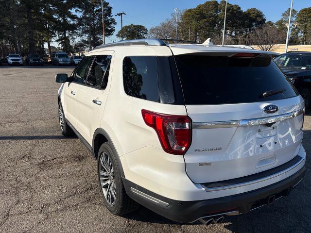 Certified 2018 Ford Explorer Platinum image 3