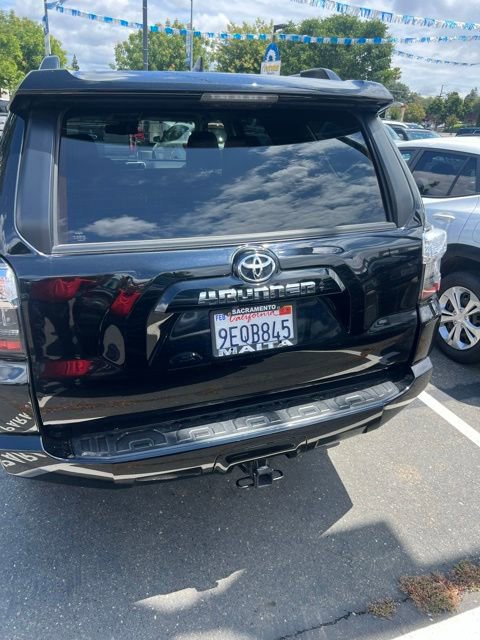 Used 2023 Toyota 4Runner SR5 AWD/4WD image 10