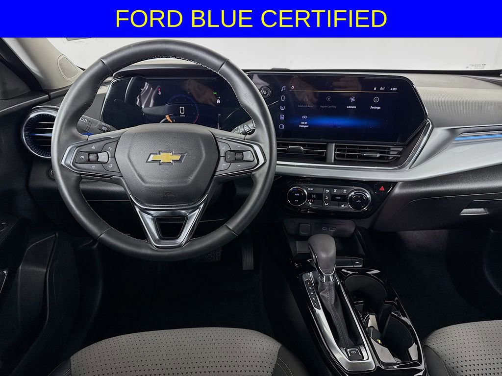 Used 2025 Chevrolet Trax LT w/ Driver Confidence Package image 21