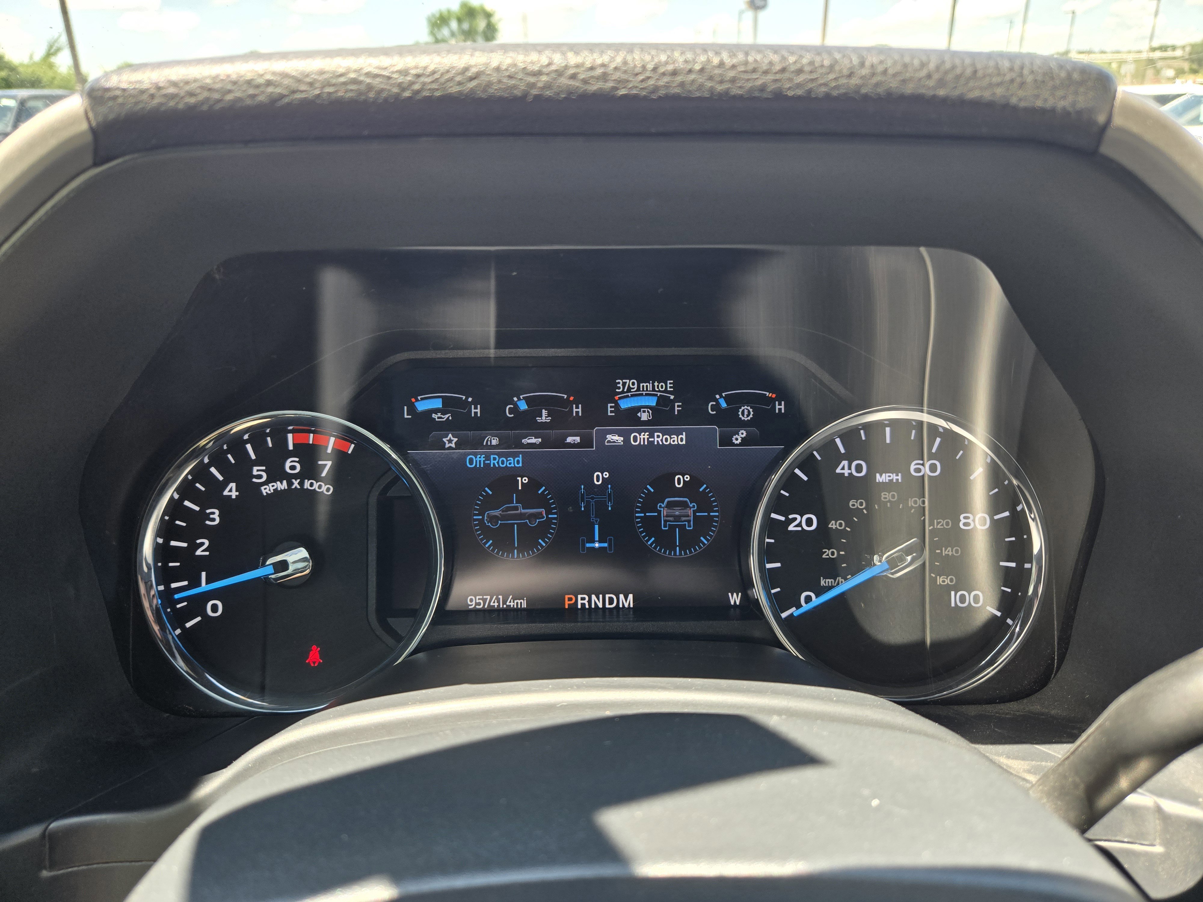 Certified 2022 Ford F350 Lariat w/ Lariat Ultimate Package image 12