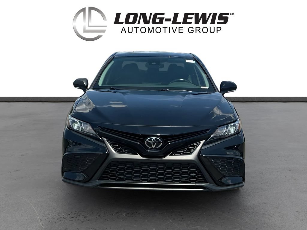 Used 2023 Toyota Camry SE w/ Convenience Package FWD image 11