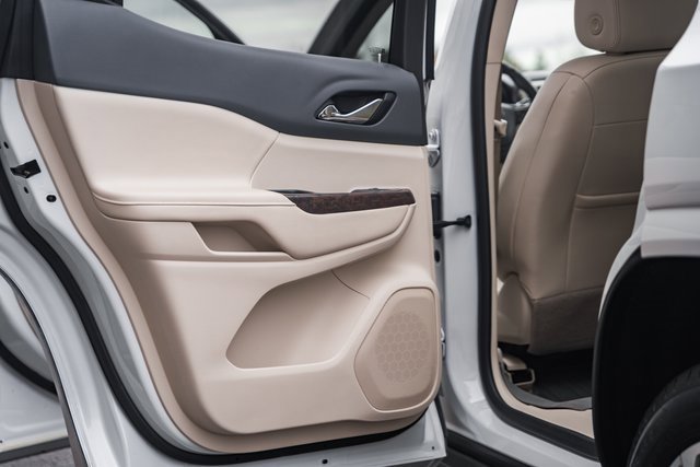 Used 2020 GMC Acadia Denali w/ Technology Package image 48