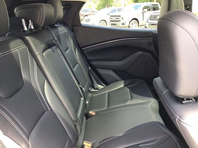 Certified 2025 Ford Mustang Mach-E Premium image 28
