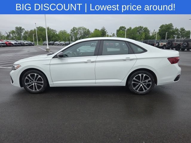 Used 2024 Volkswagen Jetta Sport FWD image 13