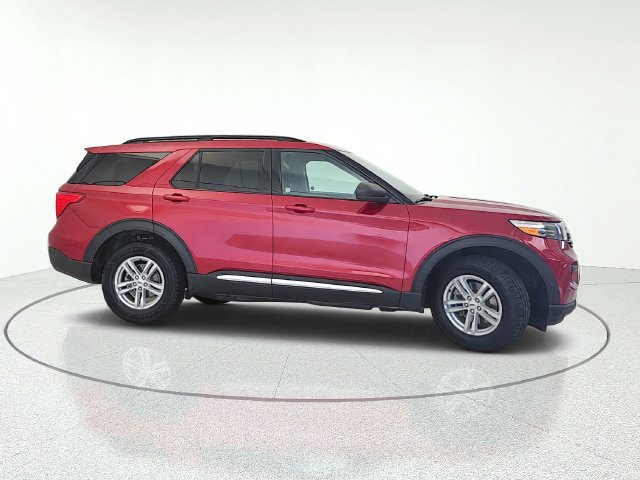 Certified 2024 Ford Explorer XLT AWD/4WD image 7