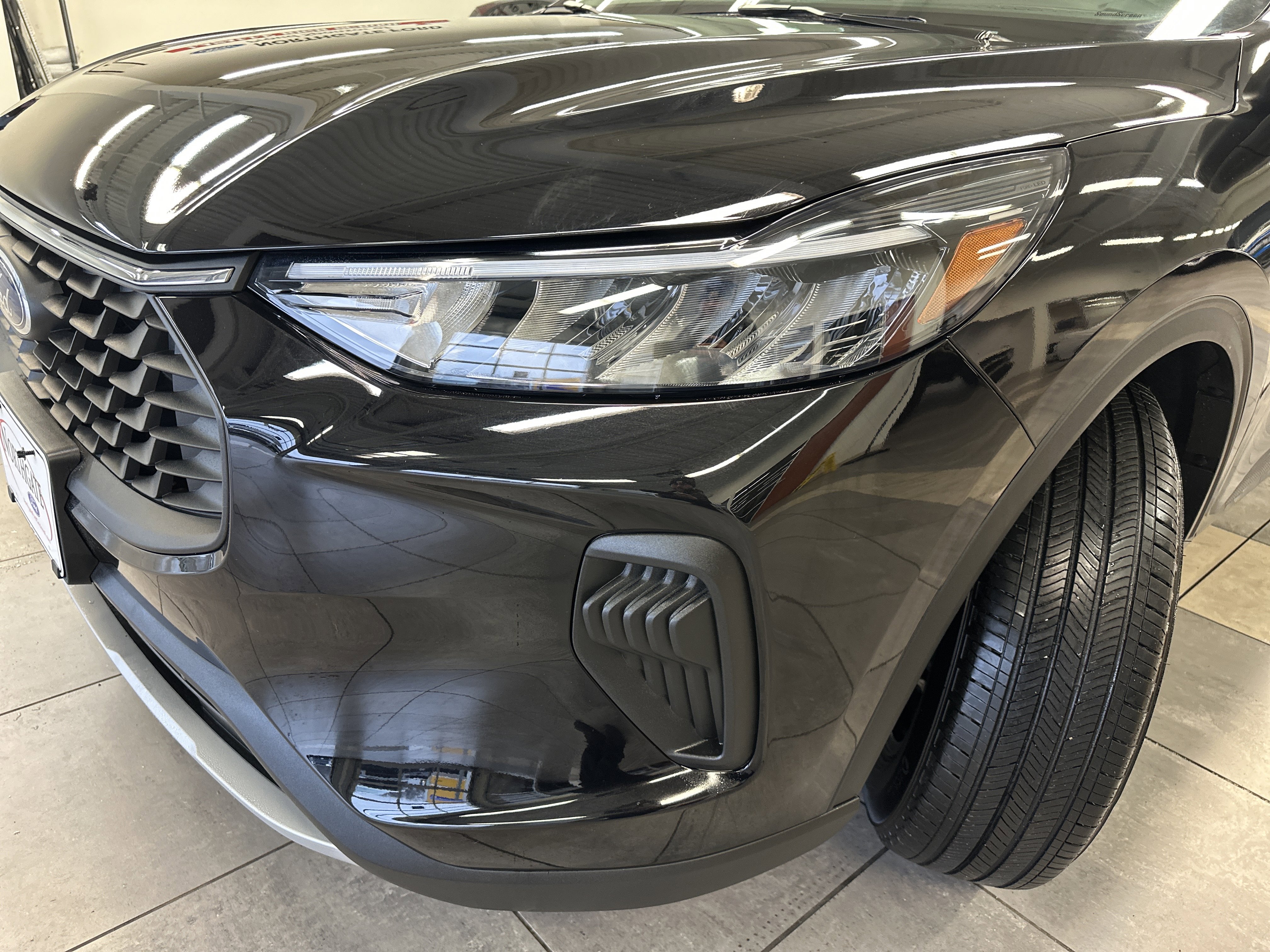 Certified 2023 Ford Escape Active w/ Cold Weather Package image 16