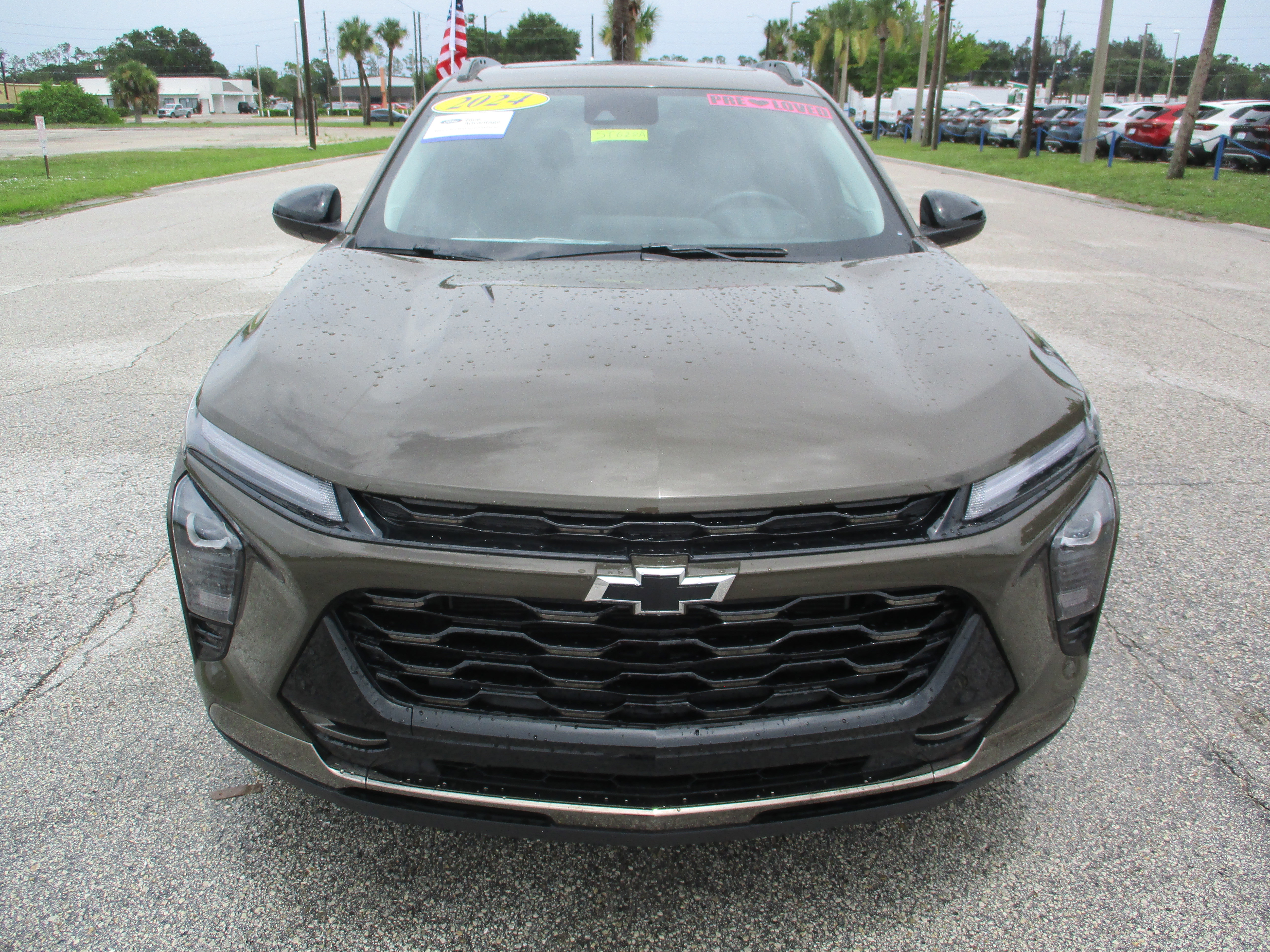 Used 2024 Chevrolet Trax ACTIV w/ Sunroof Package image 8