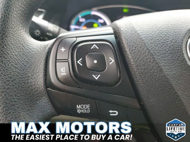 Used 2017 Toyota Camry LE image 21