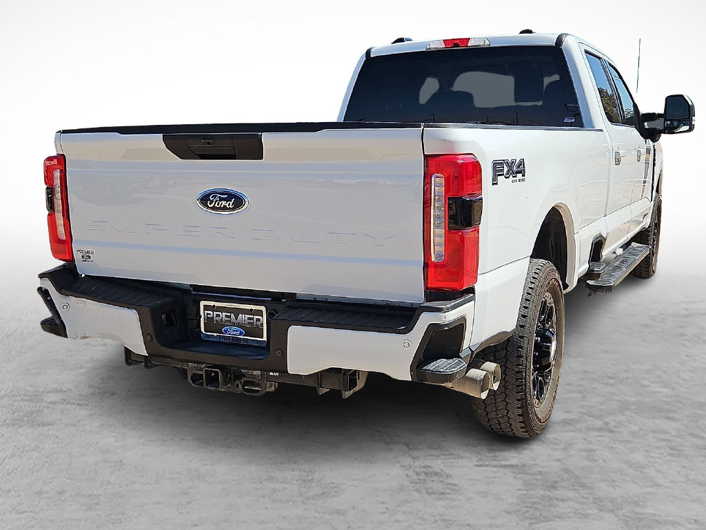 Certified 2025 Ford F250 XLT w/ Black Appearance Package AWD/4WD image 10