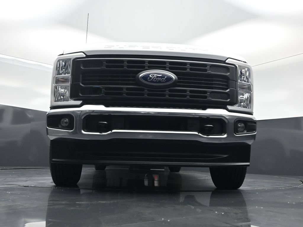 Certified 2023 Ford F250 XL w/ FX4 Off-Road Package AWD/4WD image 44