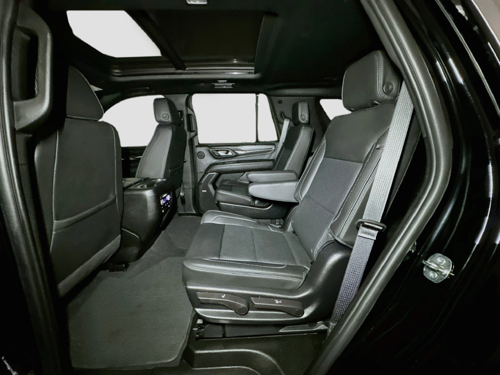 Used 2023 GMC Yukon Denali AWD/4WD image 32
