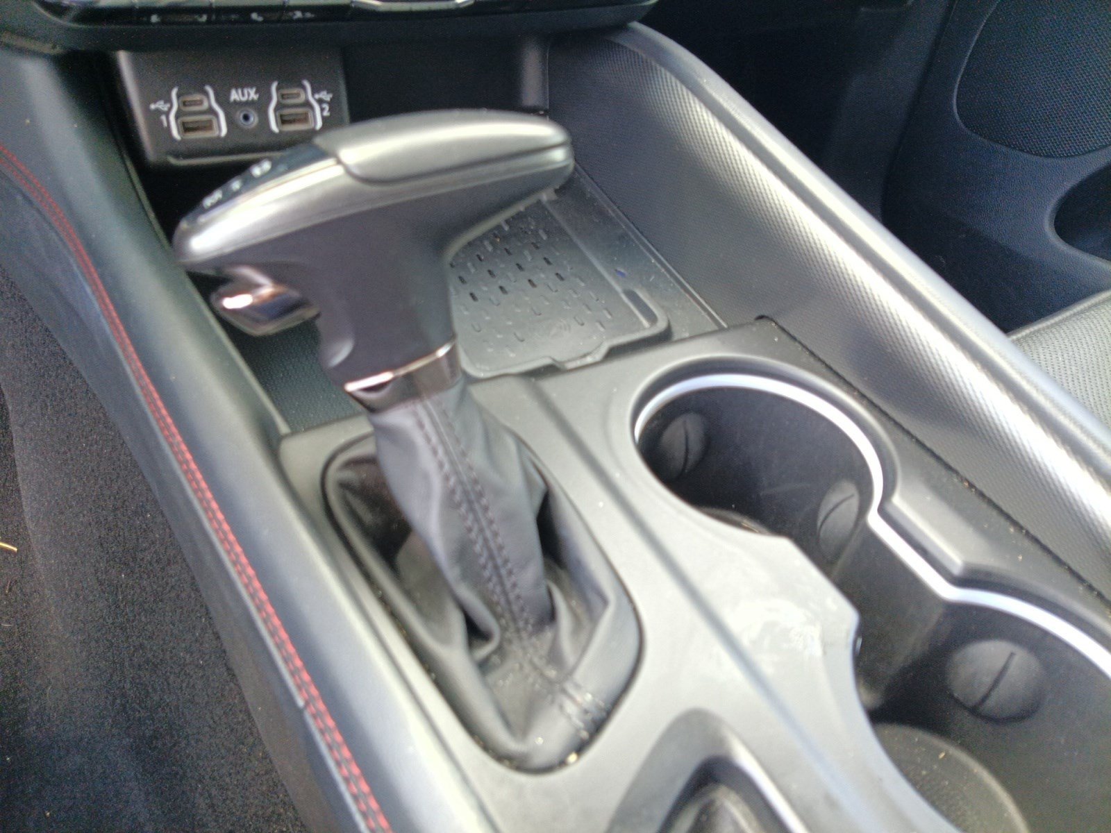 Used 2025 Dodge Durango GT AWD/4WD image 15