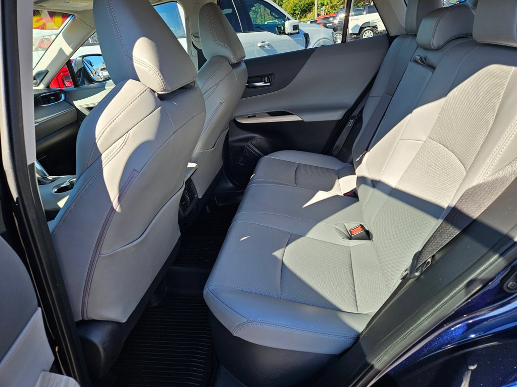 Used 2023 Toyota Venza Limited AWD/4WD image 14