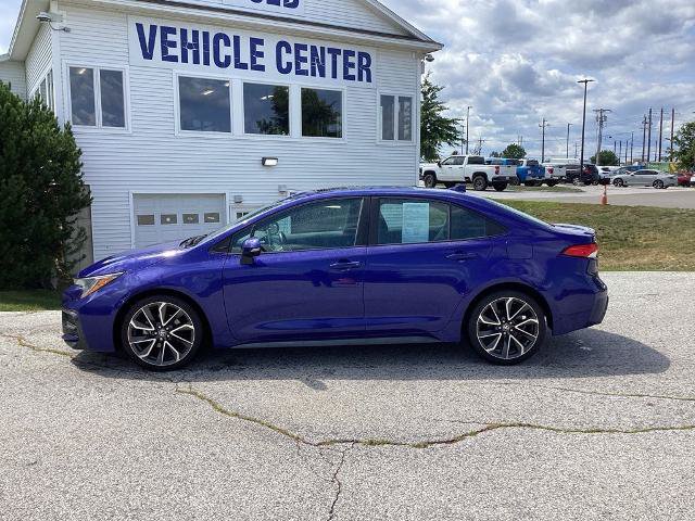 Used 2020 Toyota Corolla SE w/ SE Premium Package FWD image 3