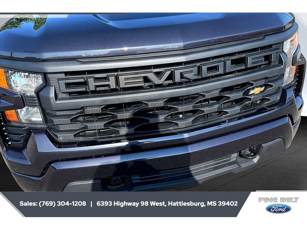 Used 2023 Chevrolet Silverado 1500 Custom AWD/4WD image 22