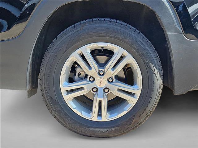 Used 2024 GMC Terrain SLE image 24