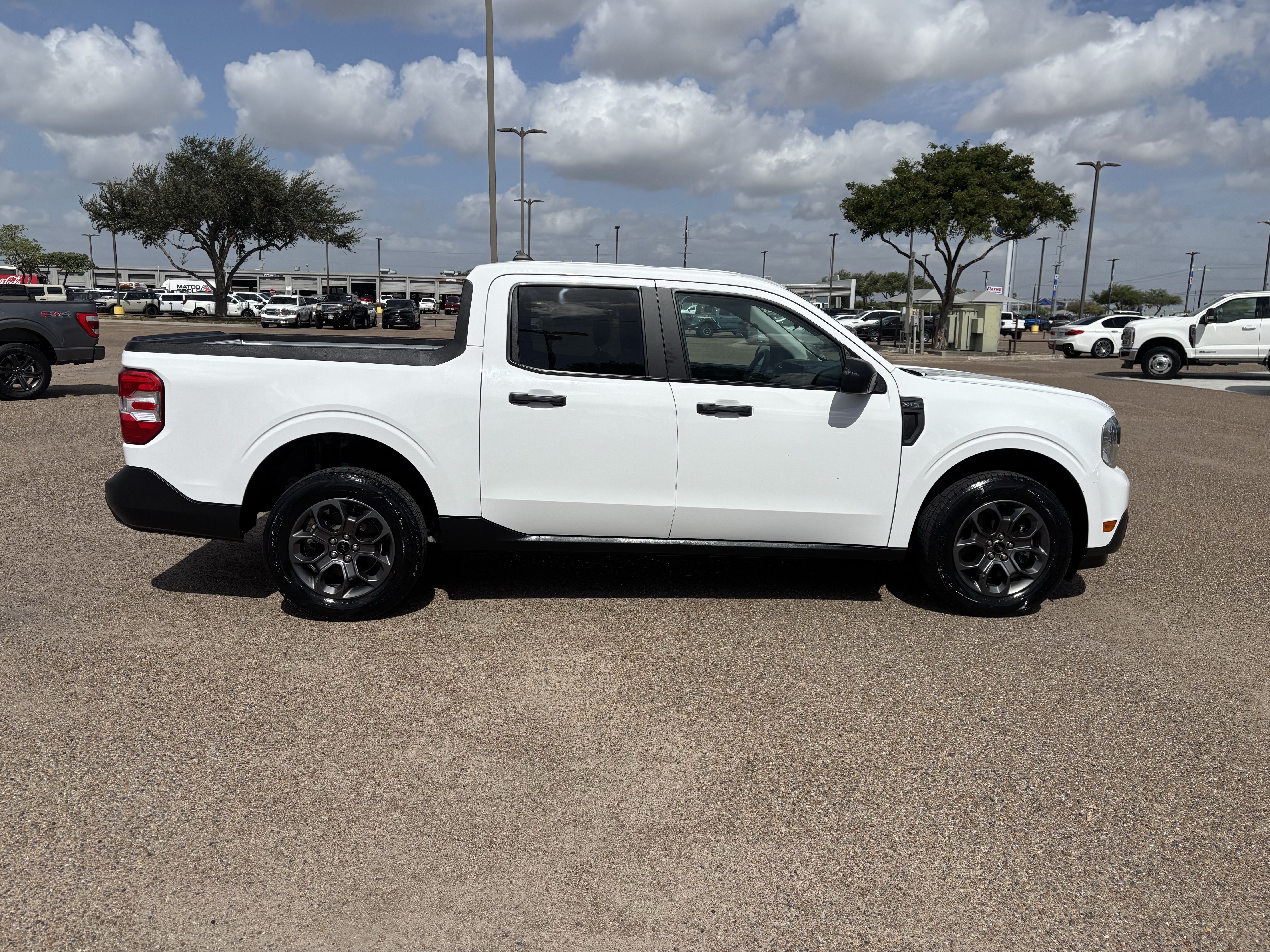 Certified 2024 Ford Maverick XLT FWD image 4