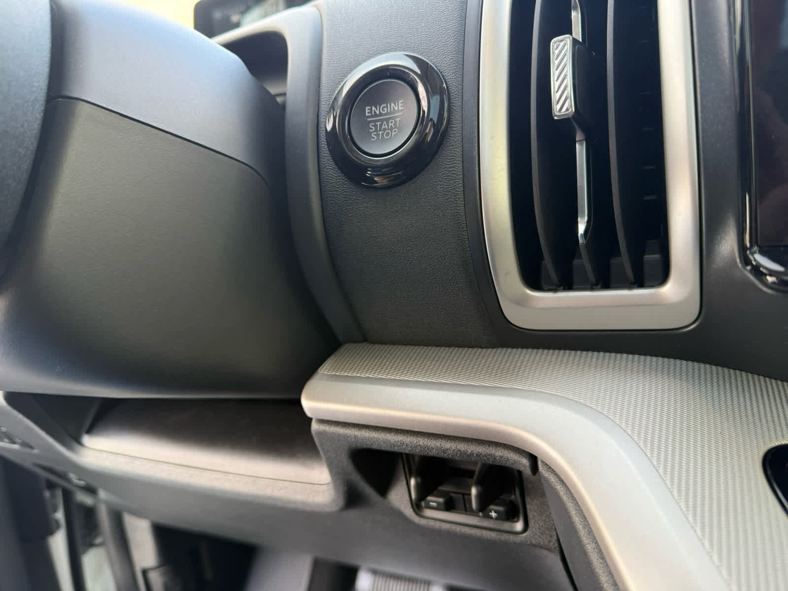 Certified 2025 Ford Expedition Max Active image 24