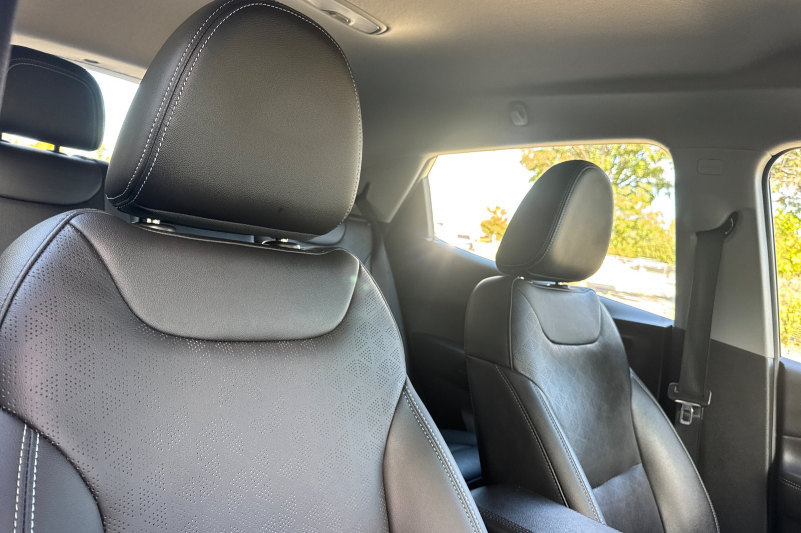 Used 2023 Chevrolet Bolt LT w/ Infotainment Package FWD image 20