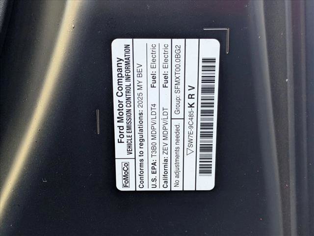 Certified 2025 Ford F150 Lightning Lariat image 28