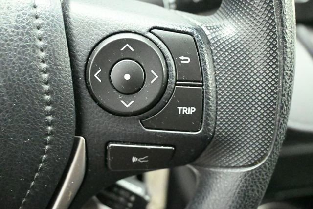 Used 2018 Toyota RAV4 LE w/ All Weather Liner Package AWD/4WD image 29