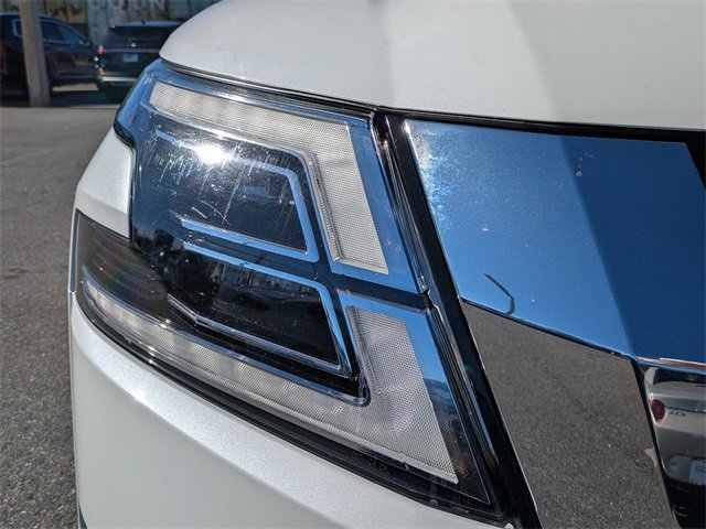 Used 2023 Nissan Armada Platinum w/ Cargo Package image 10