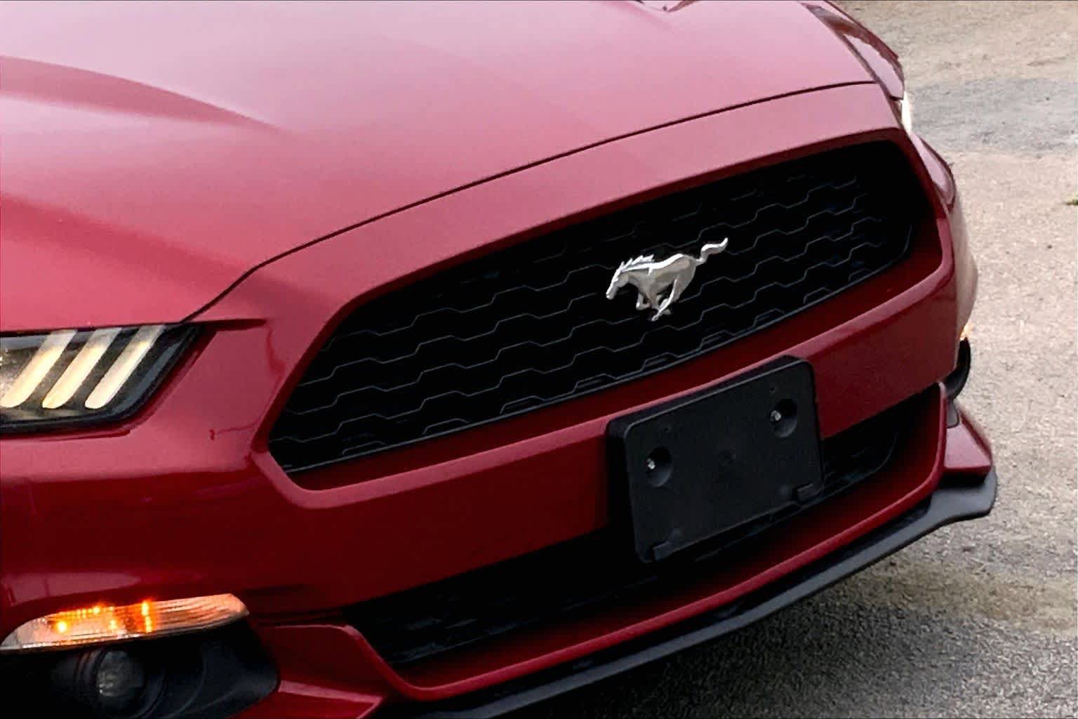 Certified 2017 Ford Mustang Coupe RWD image 23