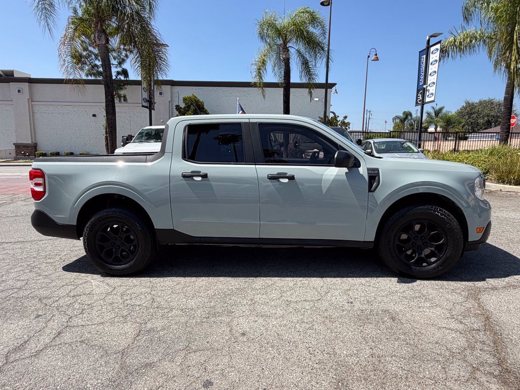Certified 2022 Ford Maverick XLT FWD image 14