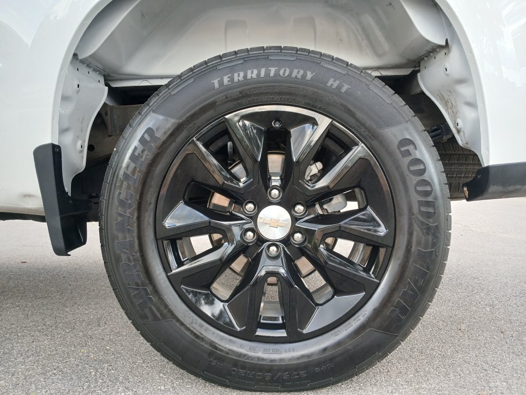 Used 2024 Chevrolet Silverado 1500 Custom AWD/4WD image 22