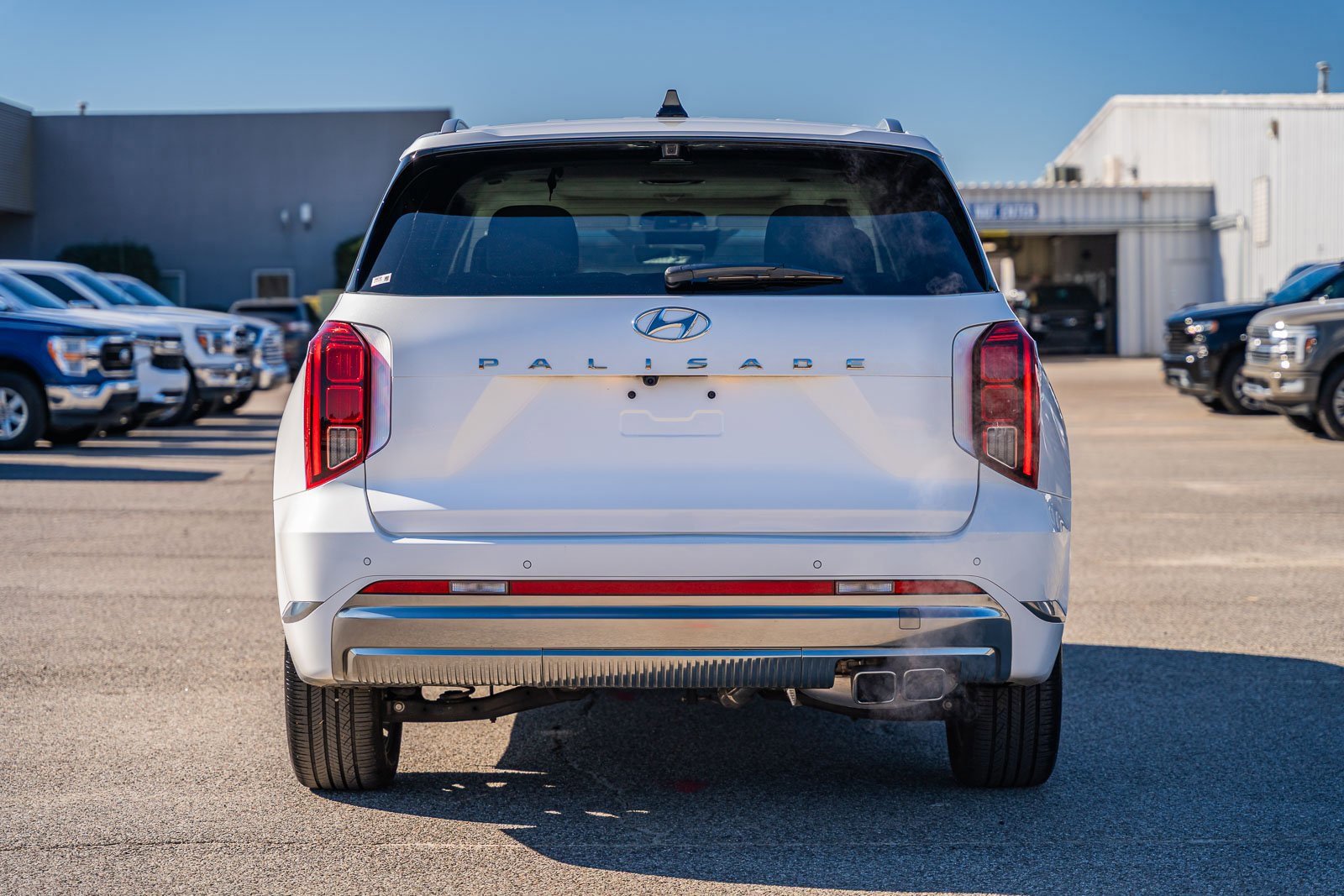 Used 2025 Hyundai Palisade Calligraphy image 4