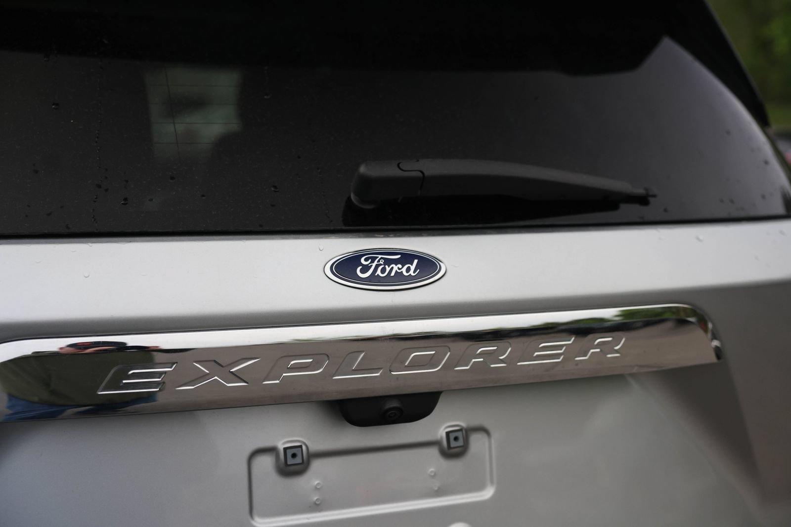 Certified 2023 Ford Explorer XLT w/ Equipment Group 202A AWD/4WD image 31