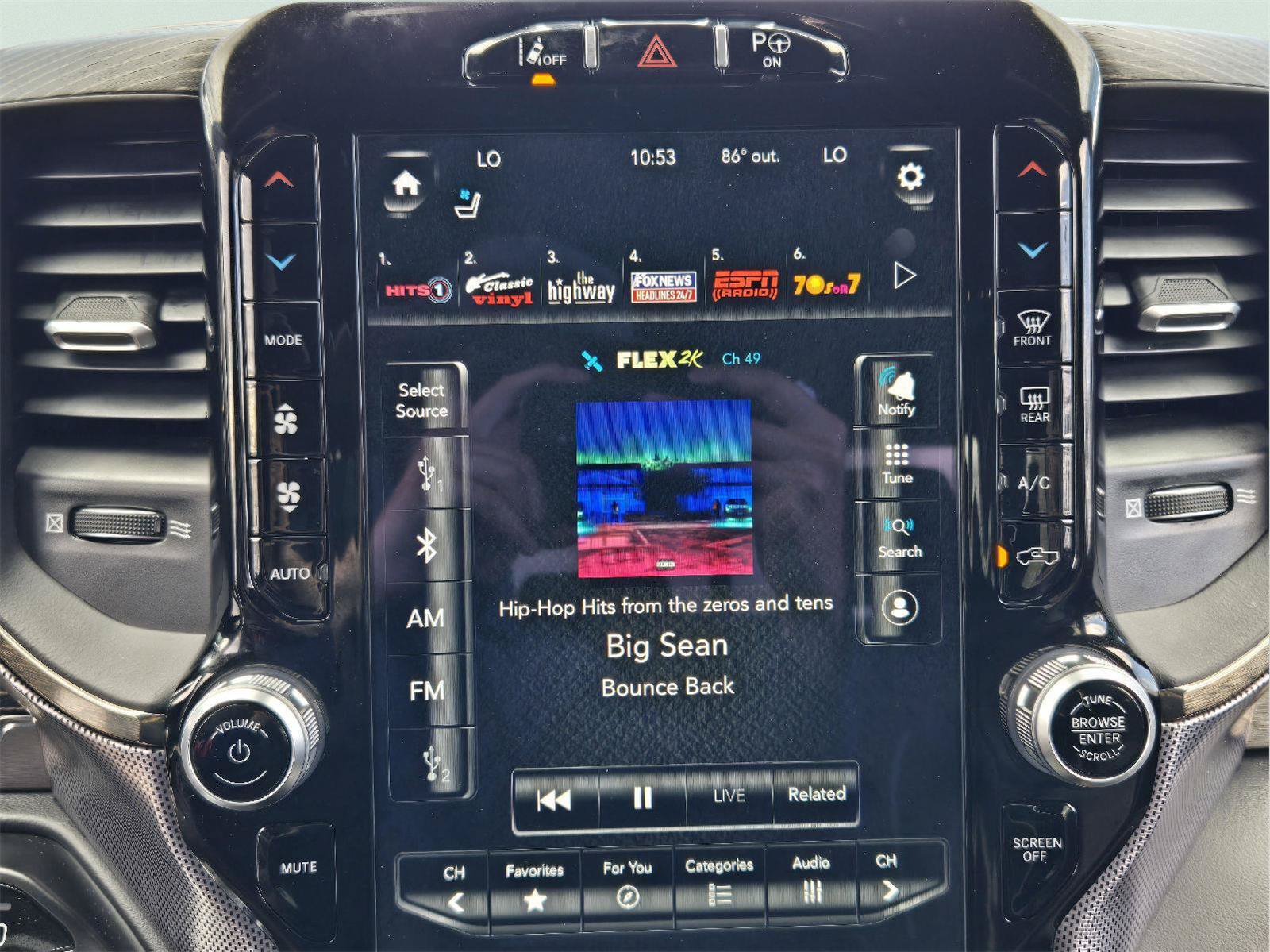 Used 2020 RAM 1500 Limited w/ Black Appearance Package RWD image 13