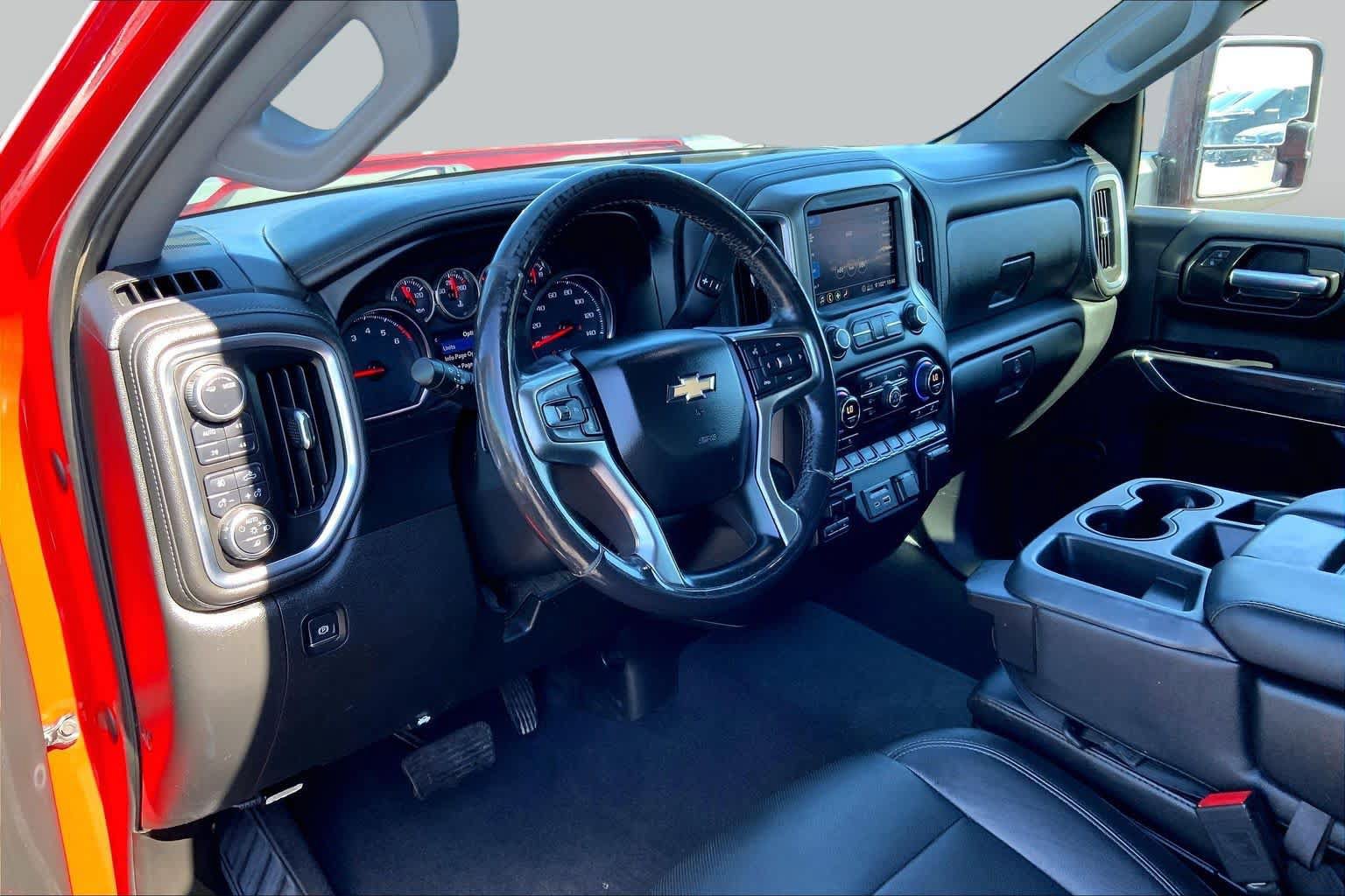 Used 2020 Chevrolet Silverado 3500 LTZ AWD/4WD image 16