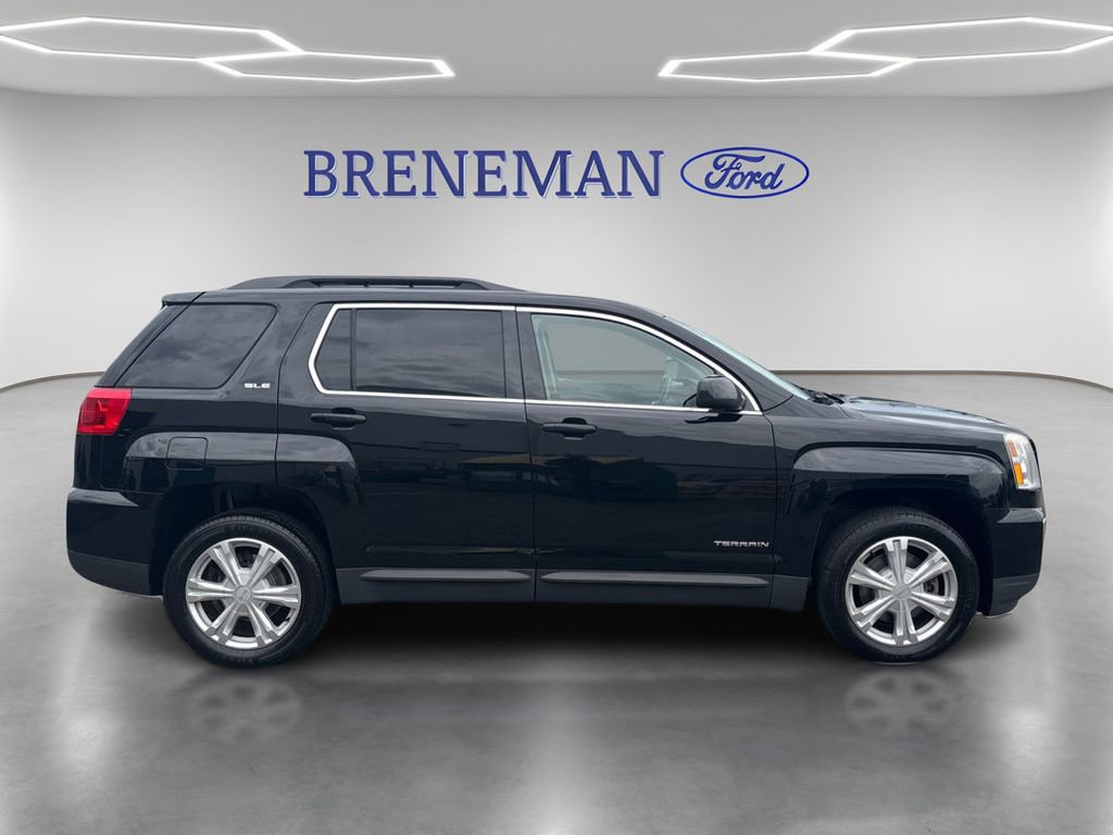 Used 2017 GMC Terrain SLE w/ Convenience Package FWD image 4