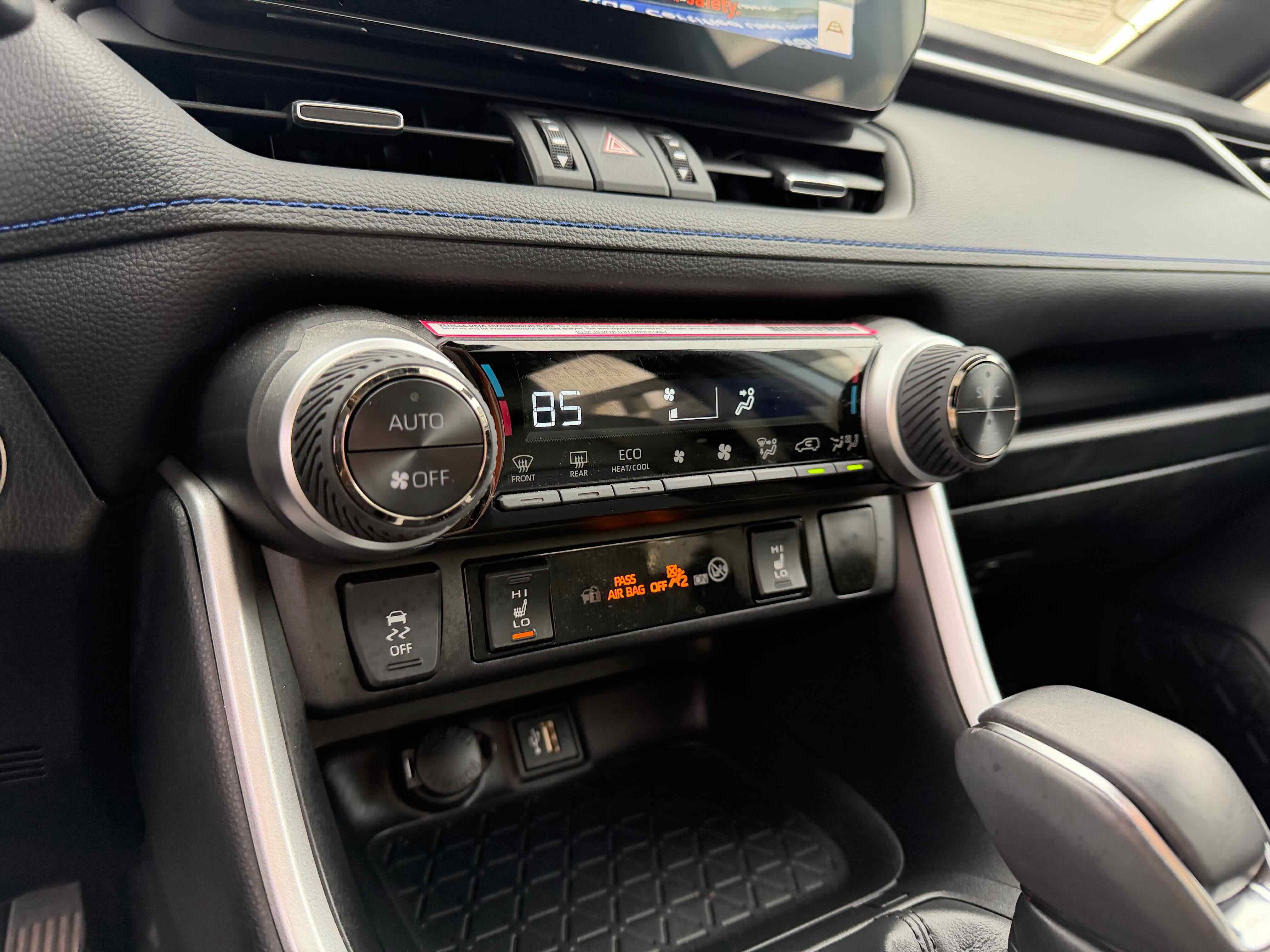 Used 2024 Toyota RAV4 XSE w/ Weather Package image 23