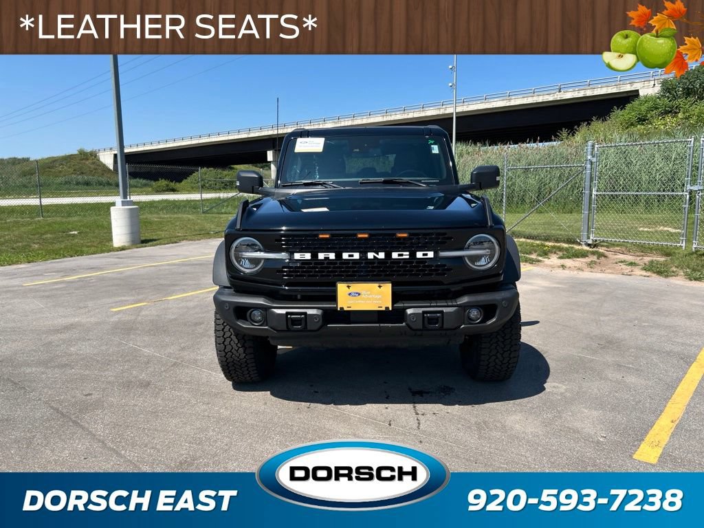 Certified 2023 Ford Bronco Wildtrak AWD/4WD image 3