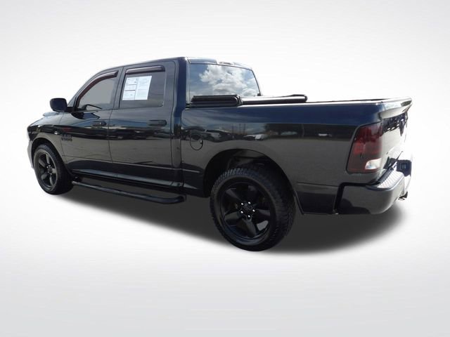 Used 2018 RAM 1500 Express w/ Black Ram 1500 Express Group RWD image 9