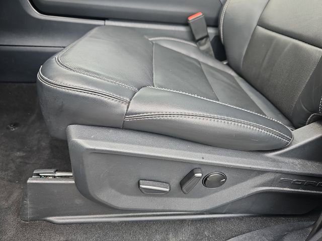 Certified 2025 Ford Expedition Platinum AWD/4WD image 12
